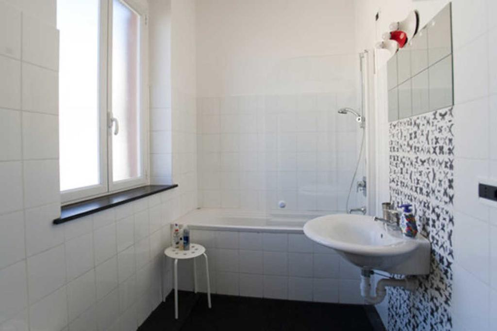 Sunflower Apartment With Private Terrace And Lift Genua Zewnętrze zdjęcie